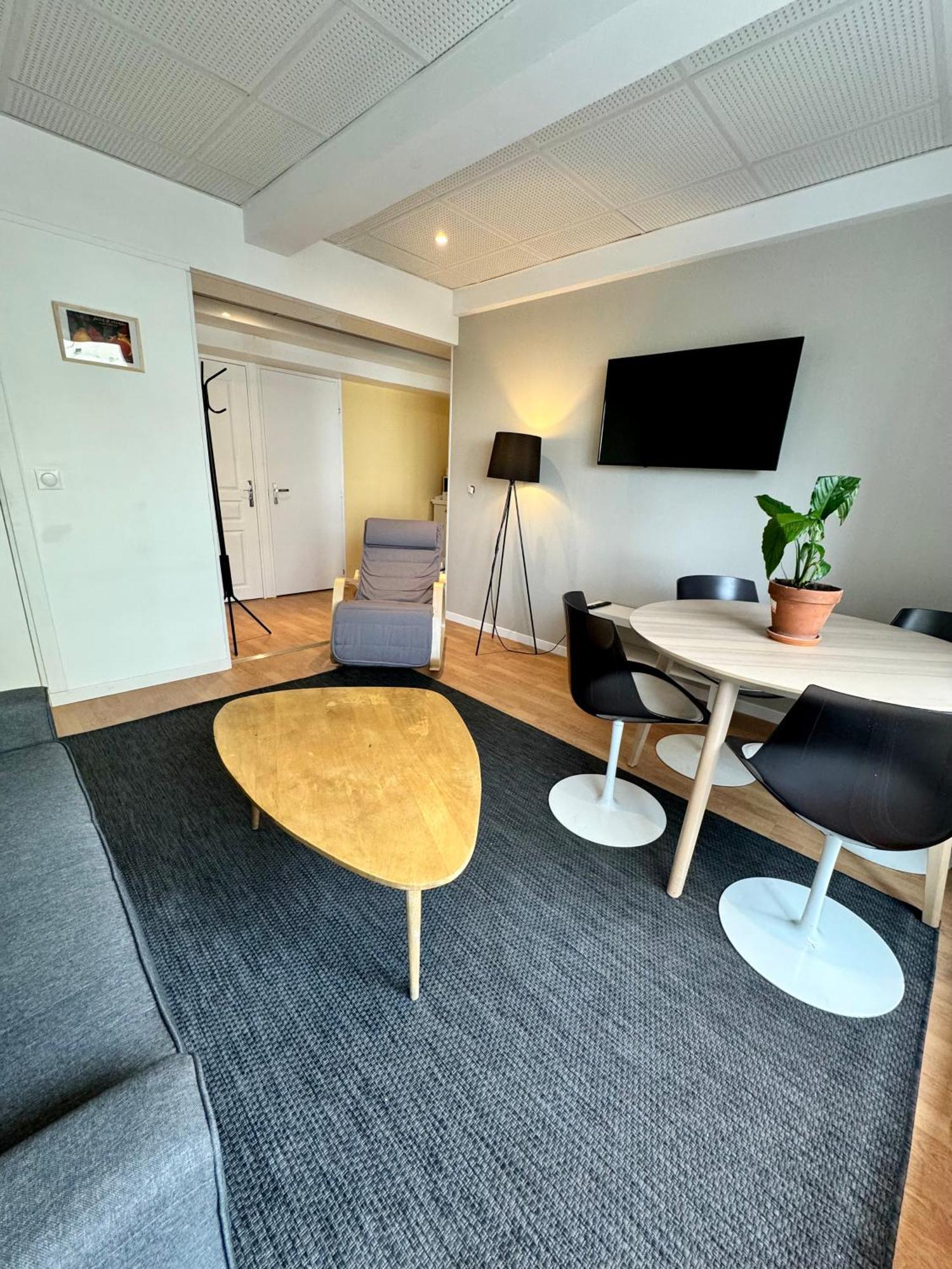Appartement Lumineux Et Renove Pres De Montmartre "Amelie" Paris Ngoại thất bức ảnh